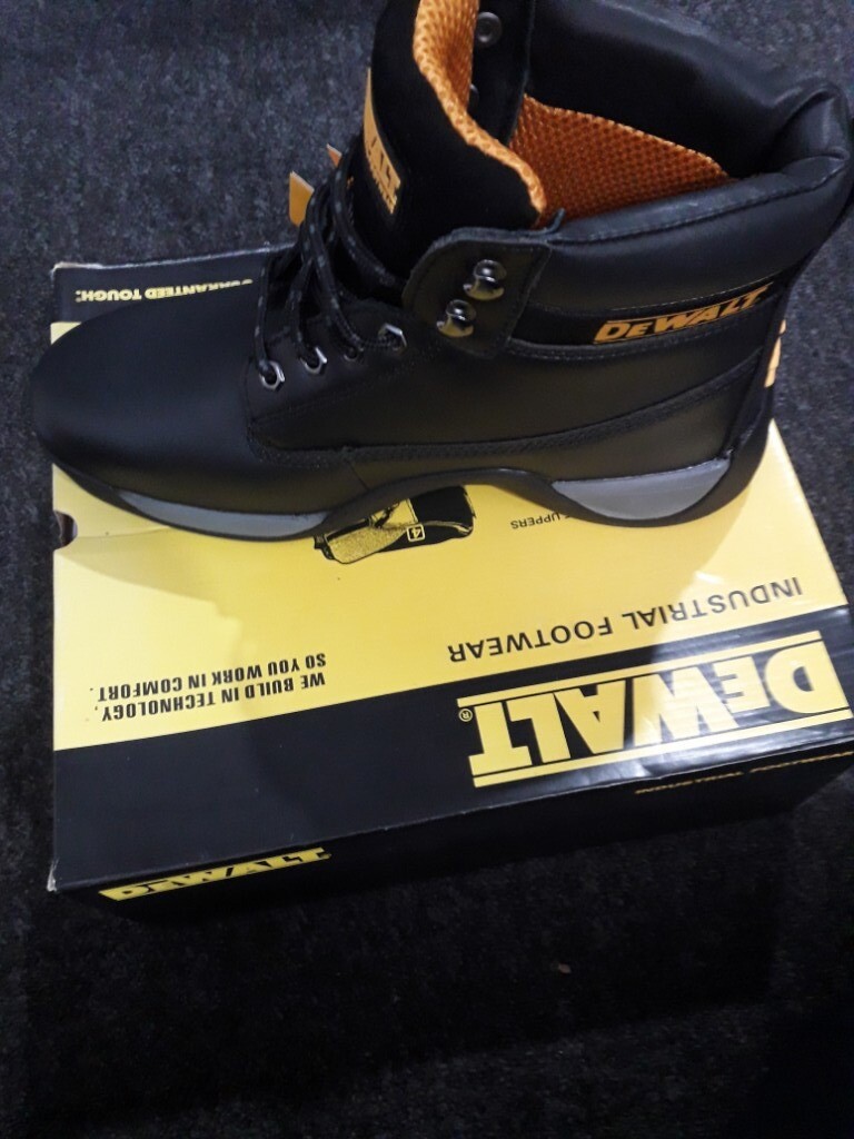 dewalt apprentice black